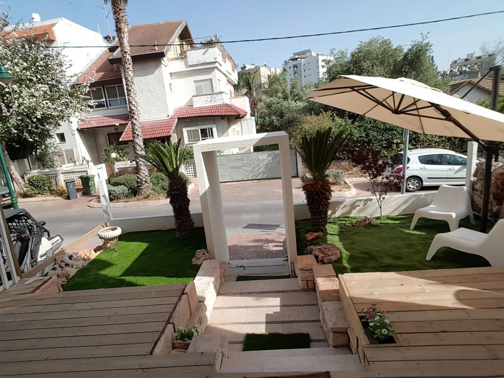 Вілла Quiet Garden Рішон-ле-Ціон Екстер'єр фото